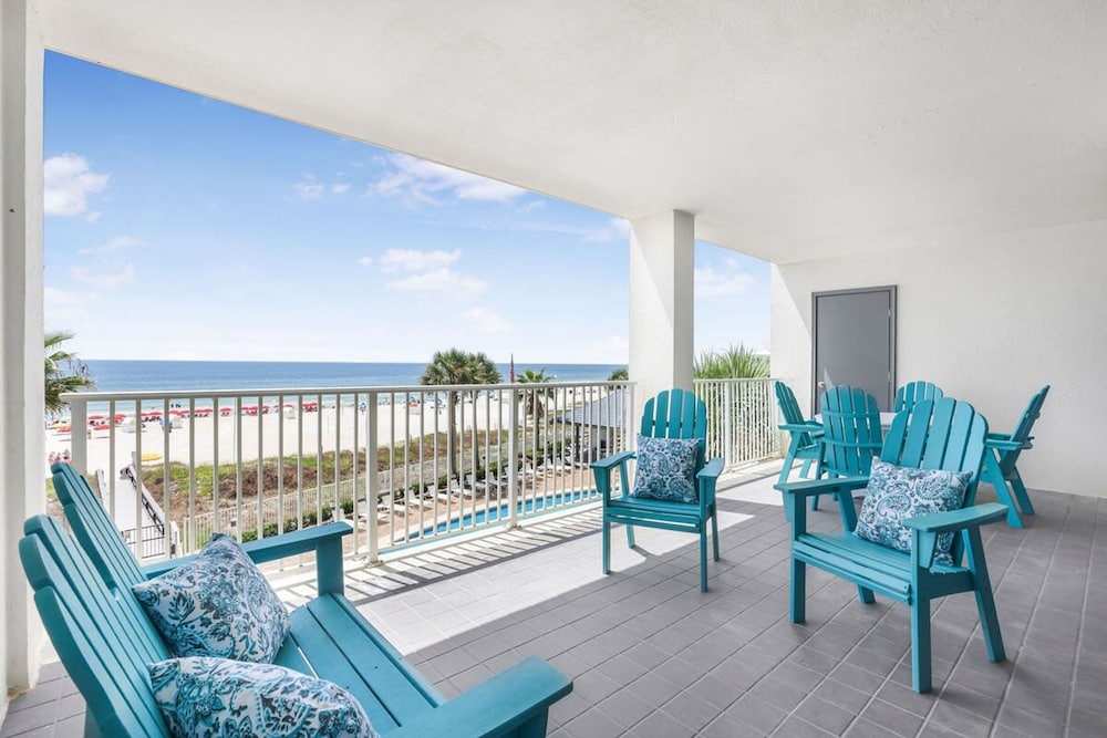 Windward Pointe 303 Ideally Located on 3rd Floor view 4