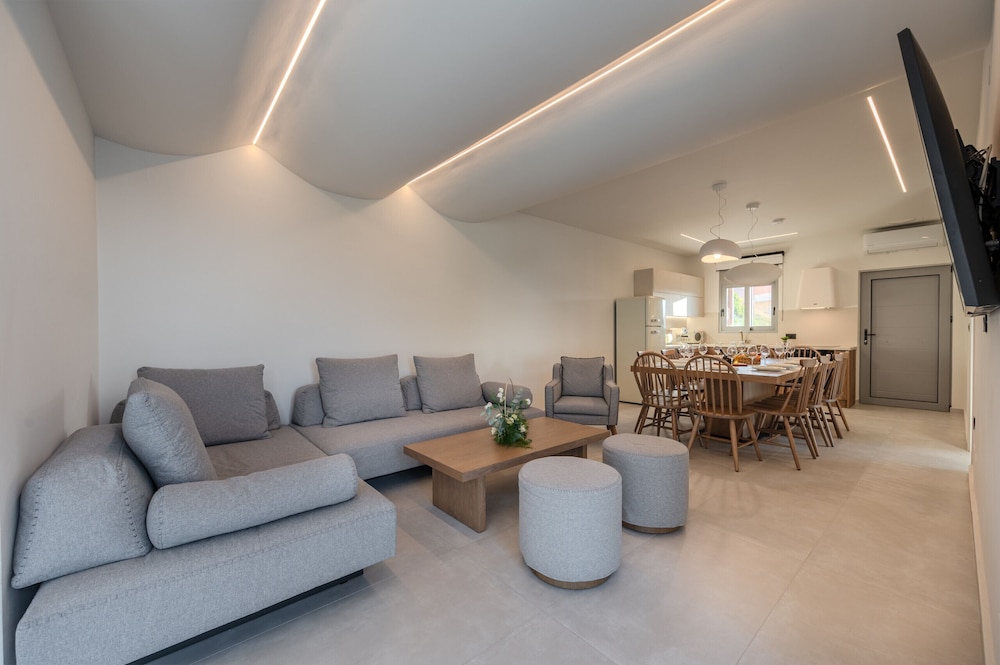 ArtCotel Luxury Villa