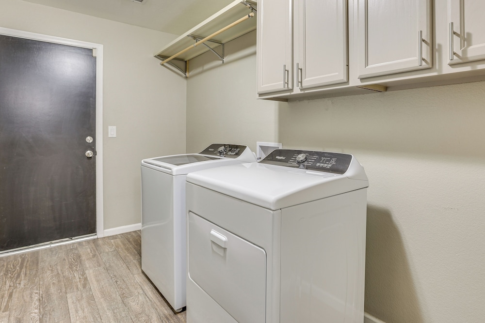 Fenced Backyard Oasis: Pet-friendly Avondale Home