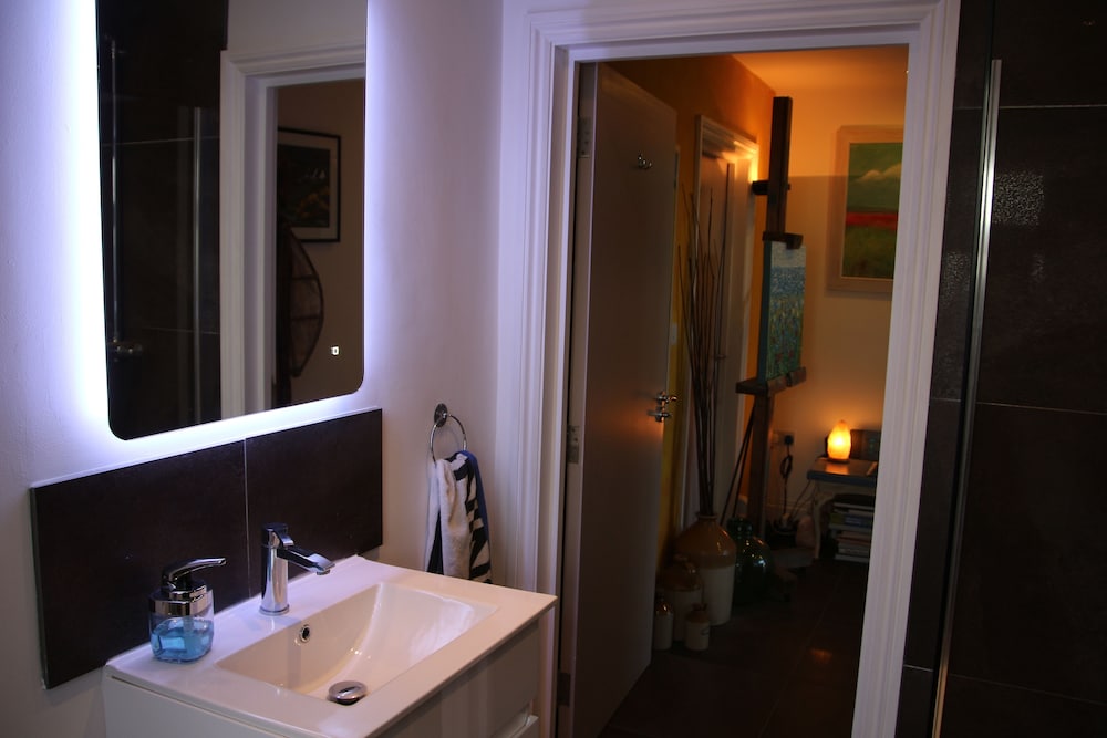 Worthing Vacations - The Enclave - Property Image 60