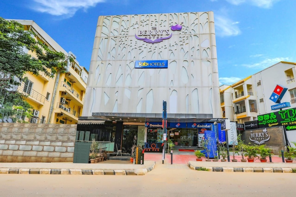 FabHotel Berry's