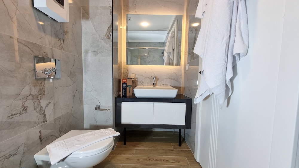 Elite City 3 Luxury Residence