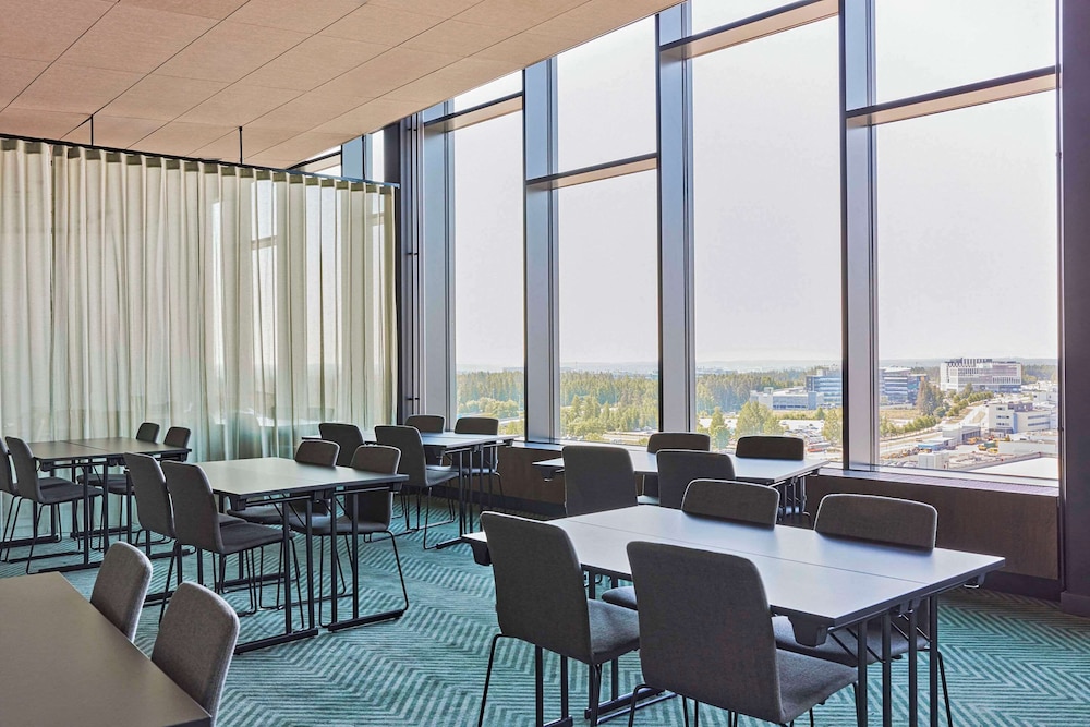 Vantaa Vacations - Clarion Hotel Helsinki Airport - Property Image 17