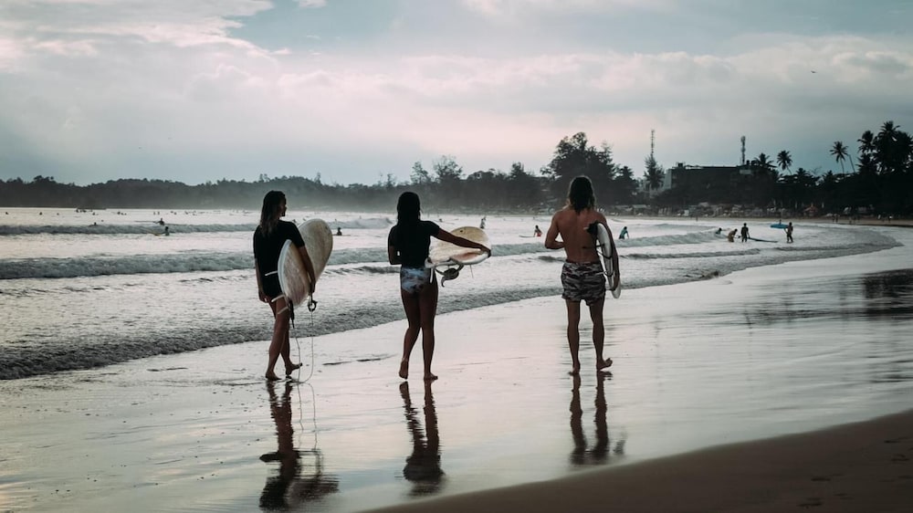 Surf & Yoga Mirissa