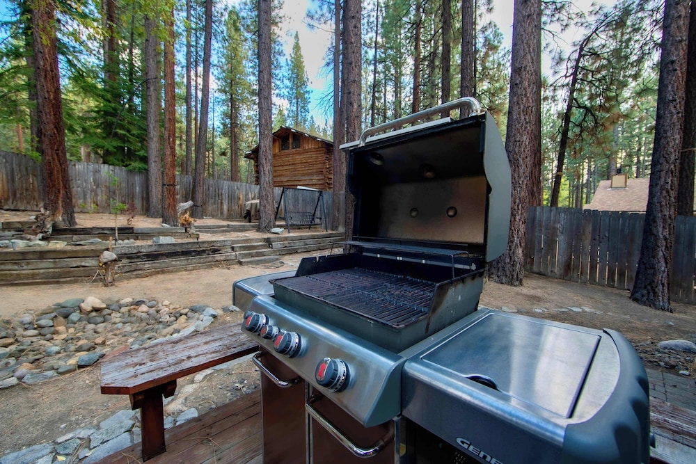 Private Woods - Heavenly California Lodge