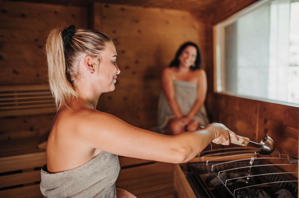 Almhof Alpin Apartments & Spa