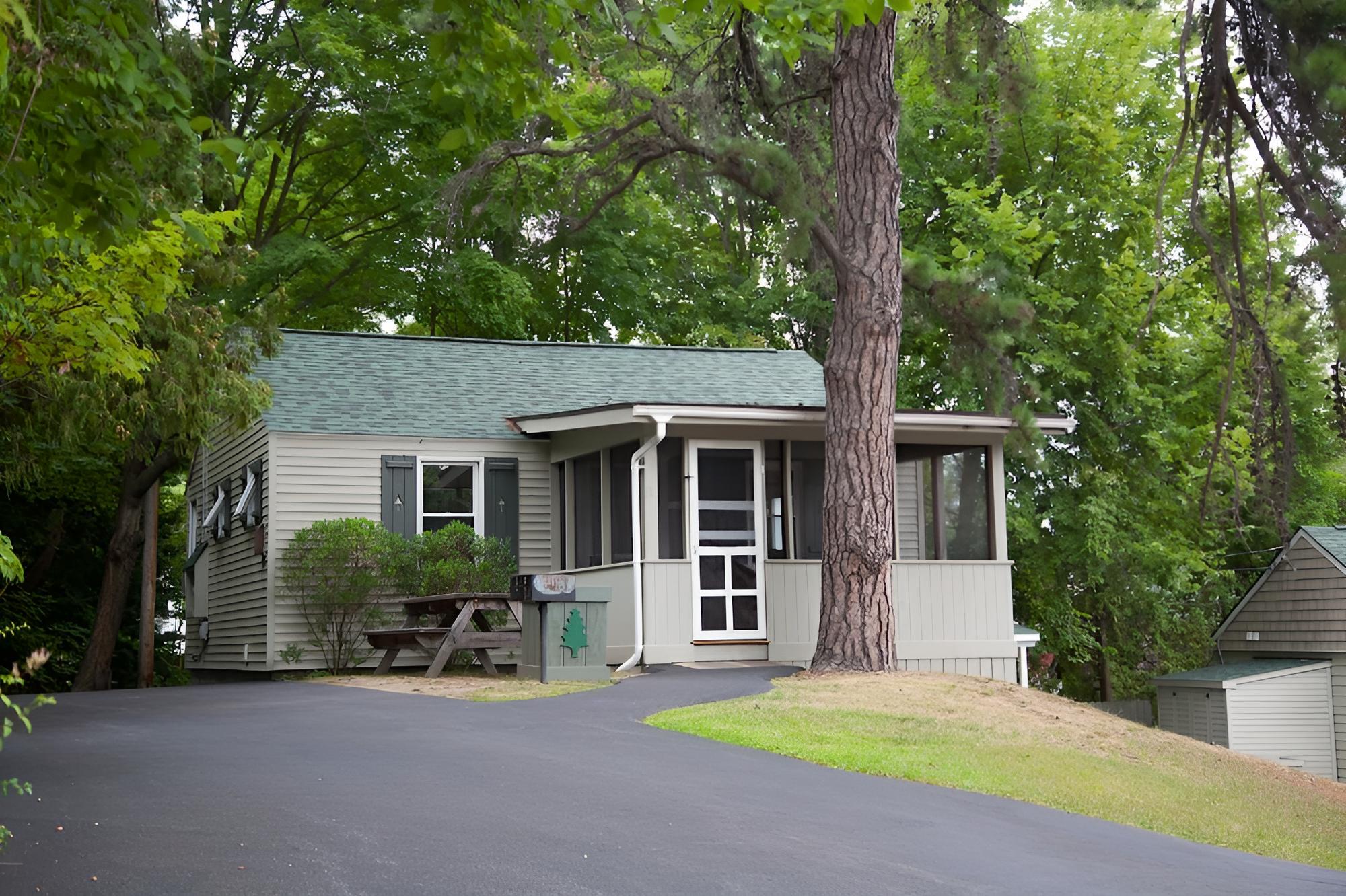 Shore Meadows Motel