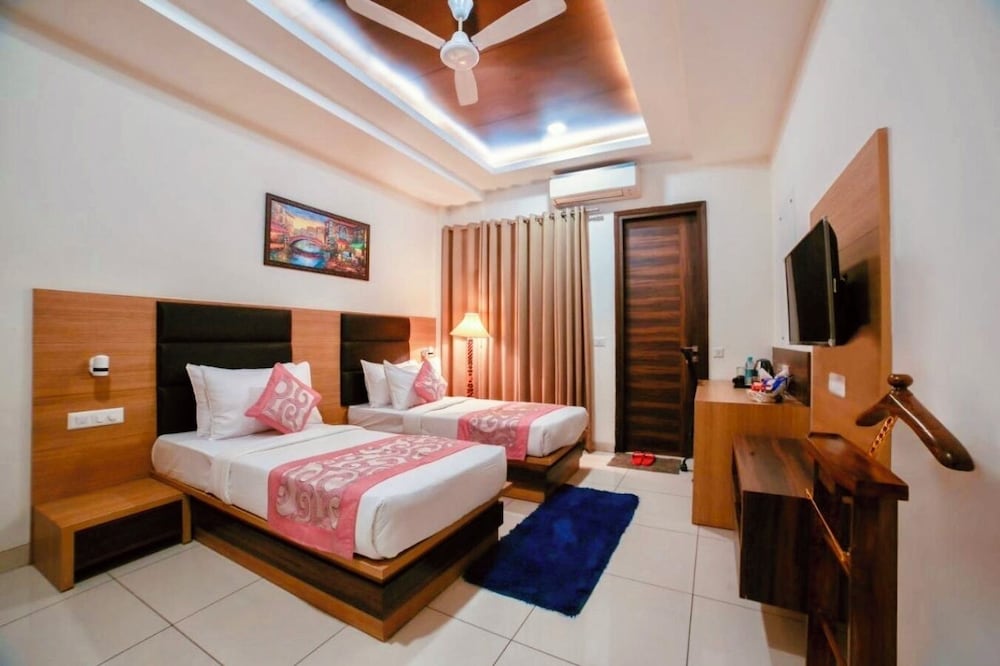 Hotel JMK - Managed by JMD Group