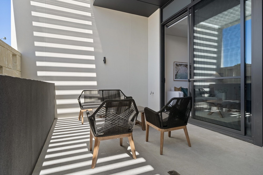 Ground Floor Apartment With Private Courtyard