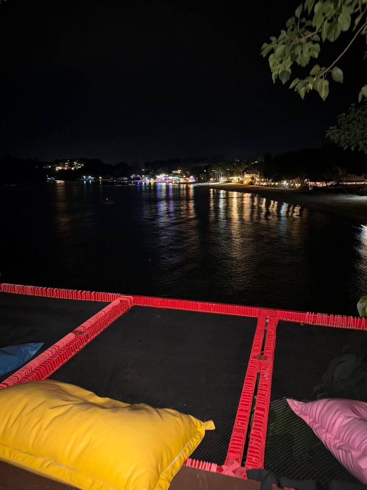 Full Moon Confidence Cave Rest After the Rave