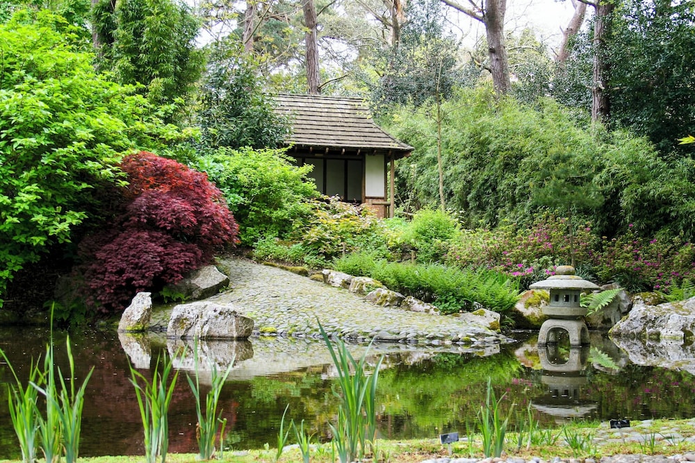 Pinetum Garden Cottages
