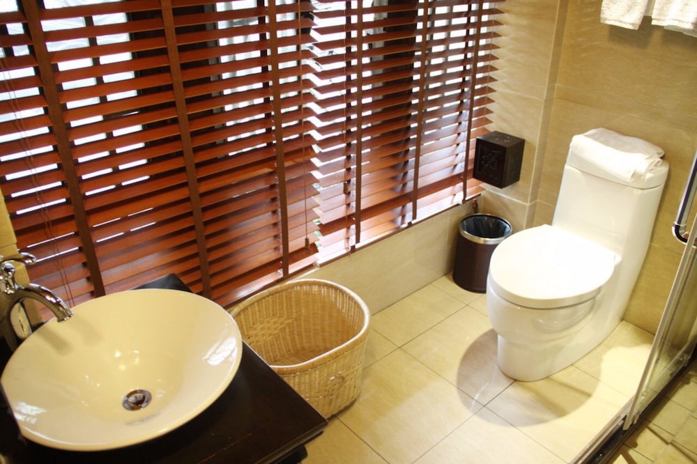 Demen Renli Hotel