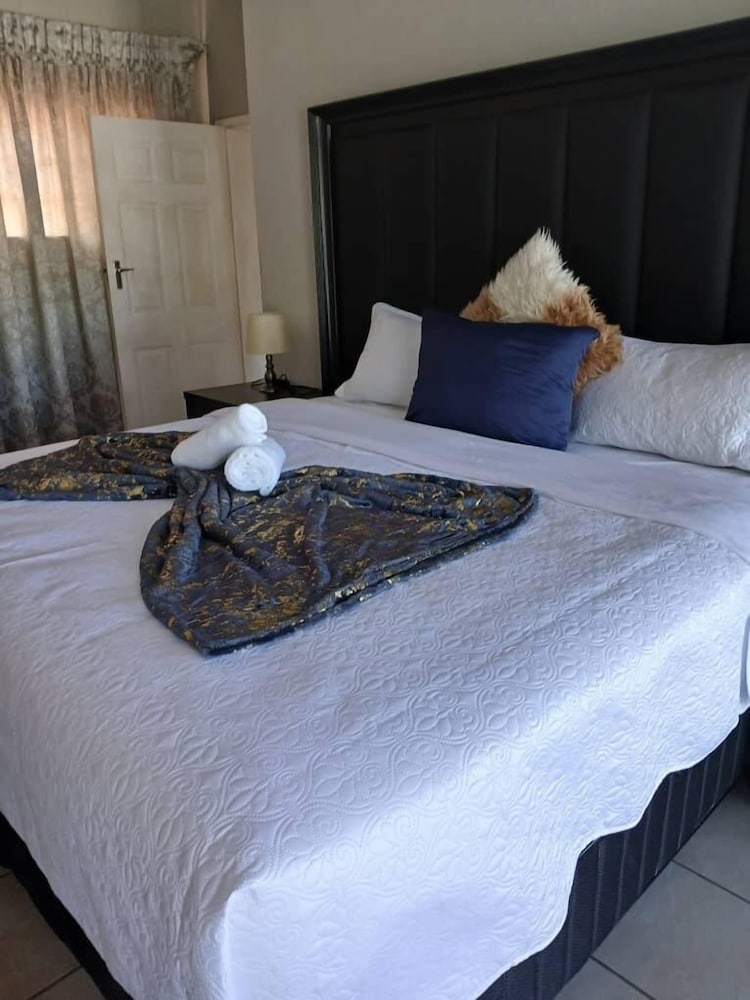The haven Guest house Ezulwini view 2