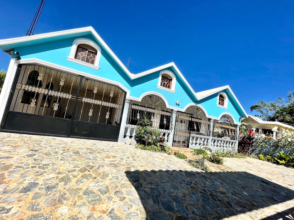 Casa Jacaranda
