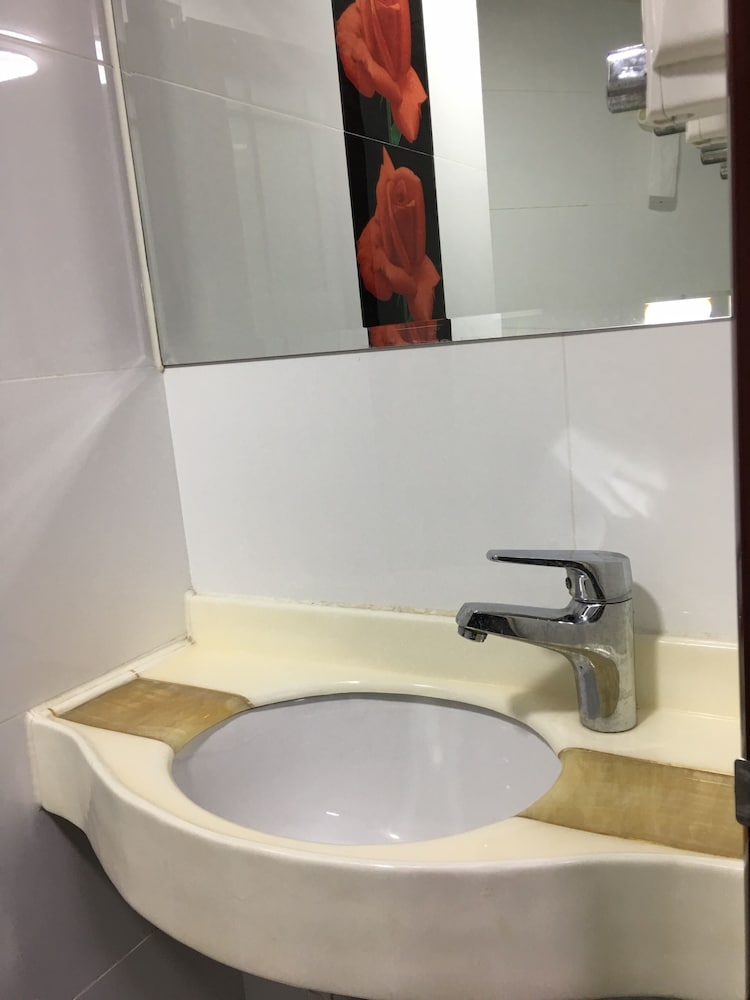 Hang Ho Hostel