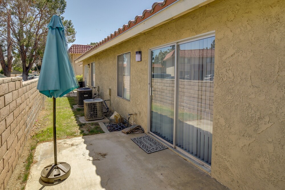 2 Mi to Coachella & Stagecoach: Condo w/ Pool
