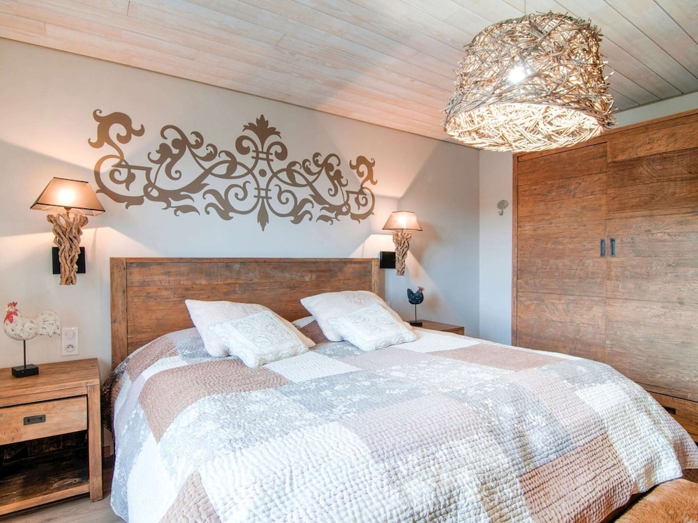 Great Holiday Home in Bastogne With Sauna
