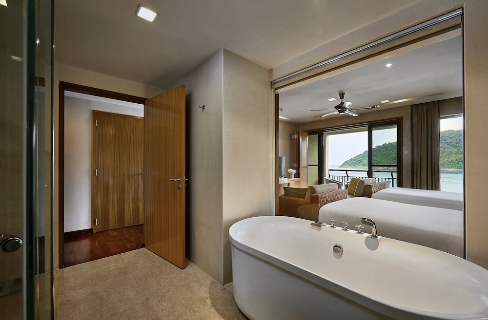 The Taaras Beach & Spa Resort 98