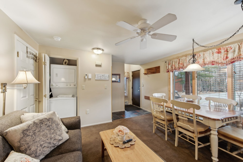Twister's Little Sister 68a-i - Cozy Retreat 1 Bedroom Townhouse by The Summit at Gore Mountain