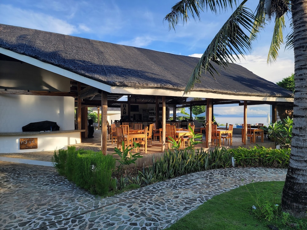 Kawayan Holiday Resort