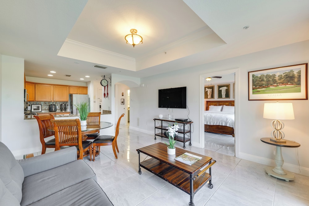 Golf Views: Kissimmee Condo on Reunion Course