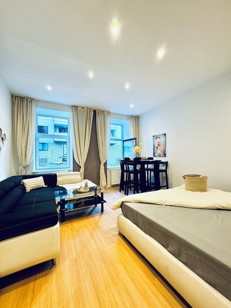 Comfy 1BR Apt Near Praterstern