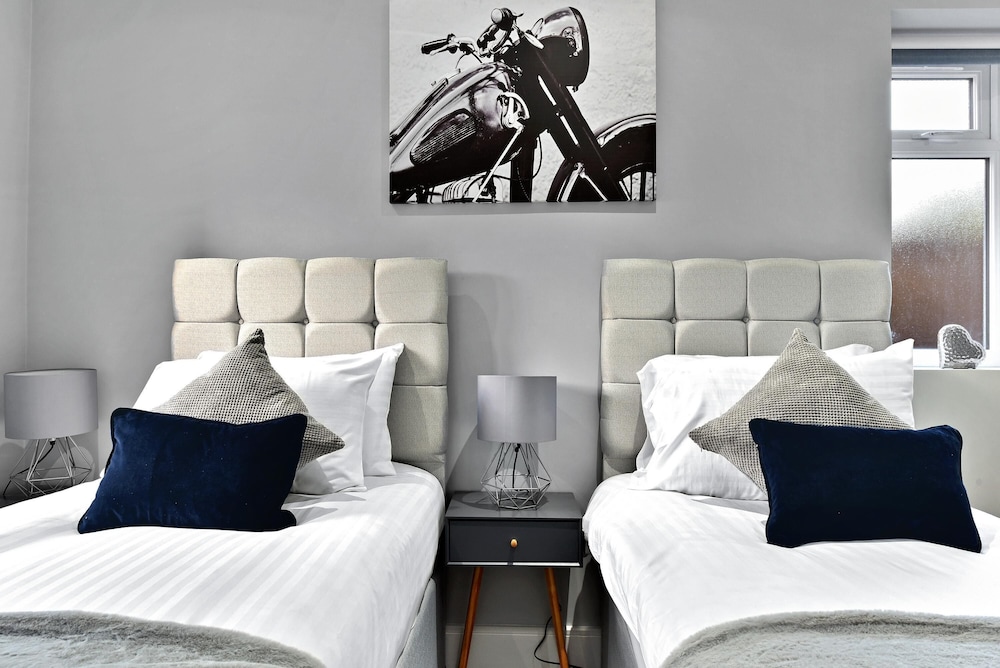 Braywick Serviced Apartments by Ferndale view 2