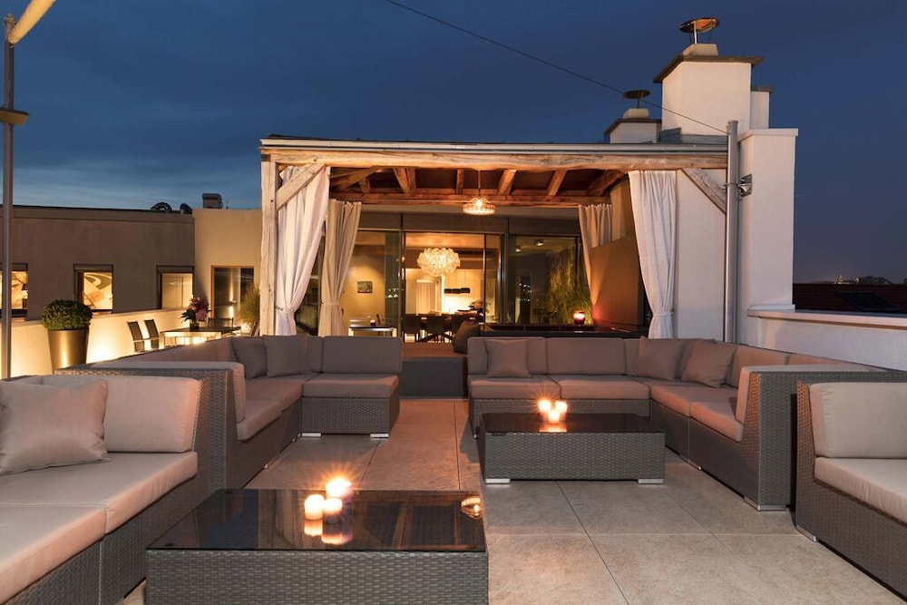 Monbijou Penthouse by Suite.030