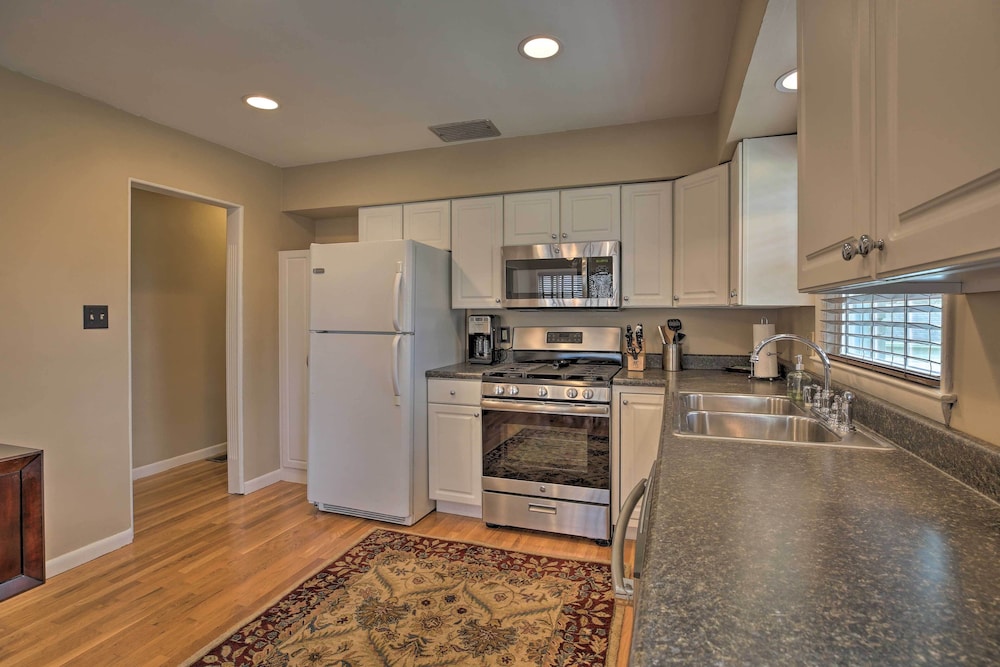 Lexington Vacations - Lexington Family Home 2 Miles to UK Campus! - Property Image 24