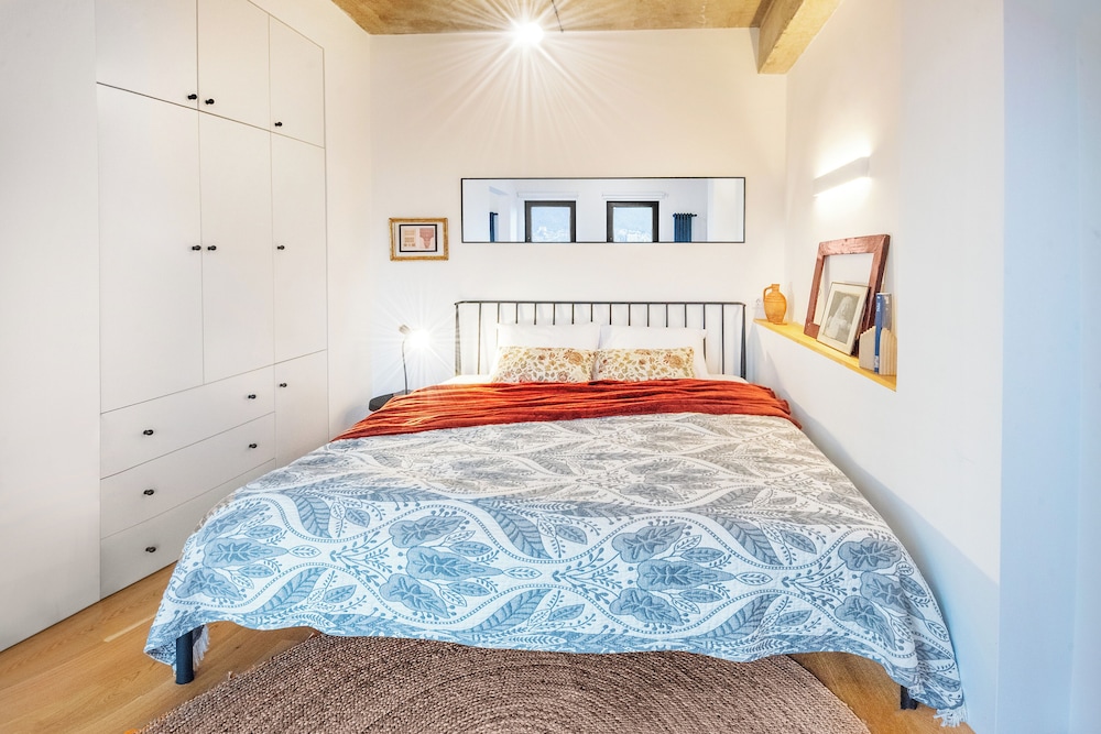 HB apartments Mikheil Bukhaidze