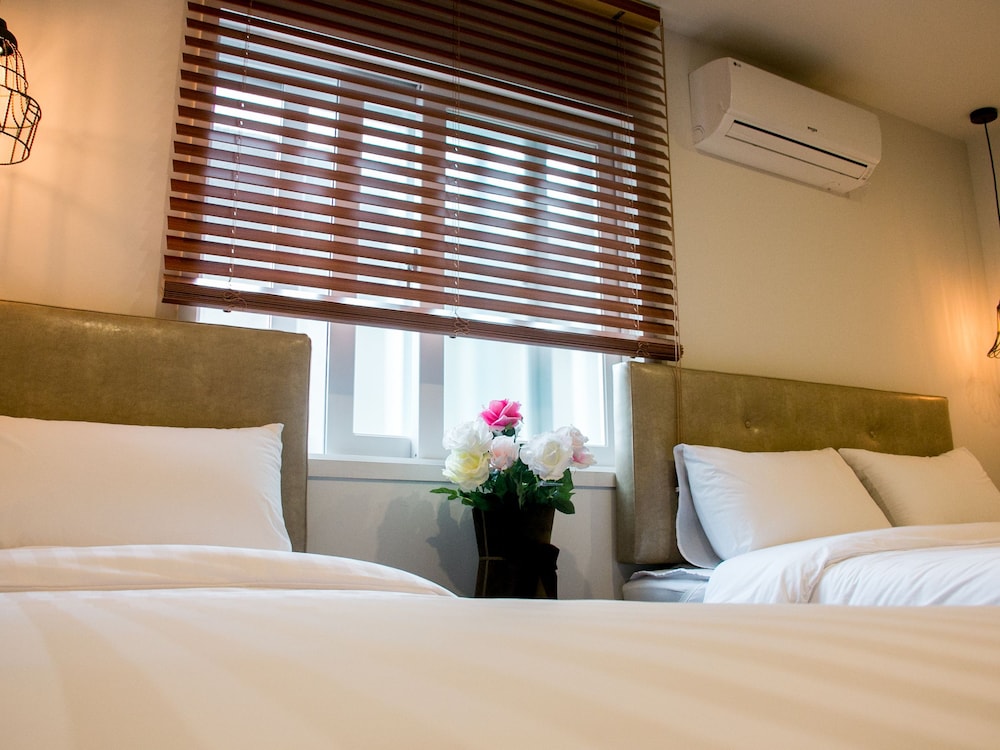 Hi Jun Guesthouse