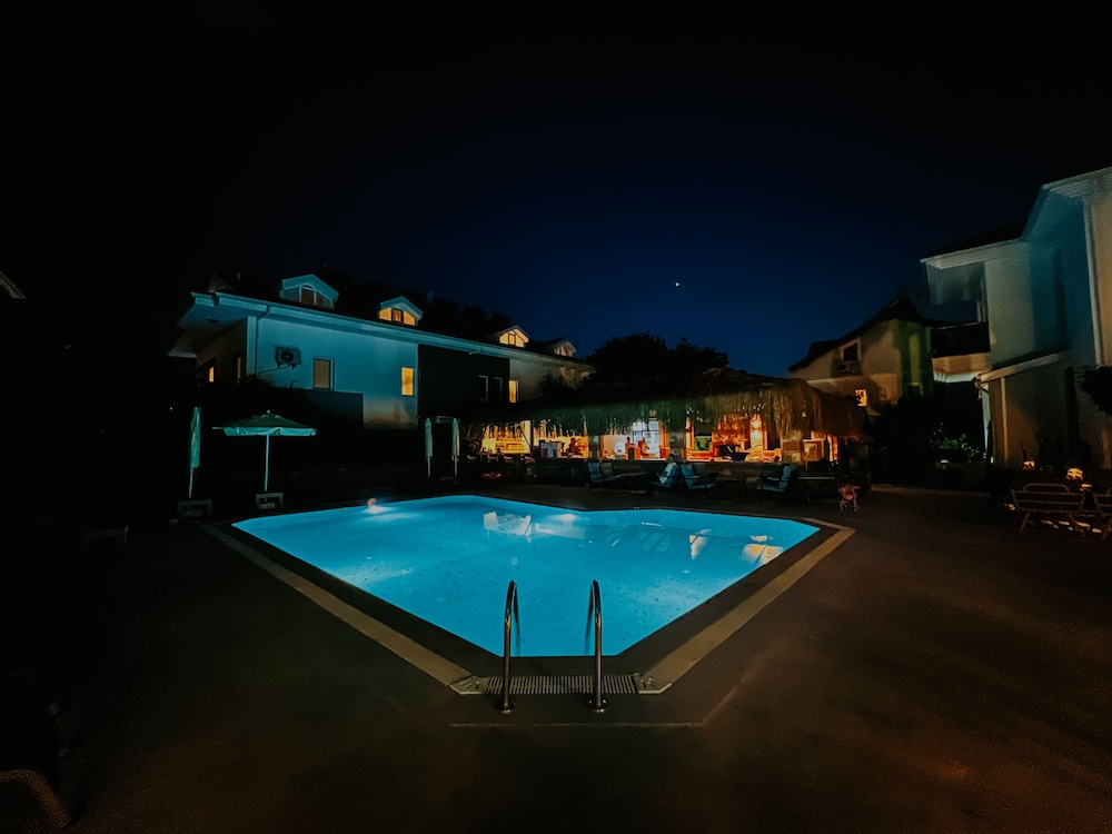 Marla Suite Otel - Image 36
