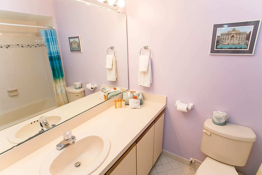 Oceanfront Luxury: 2BR Condo, St. Augustine