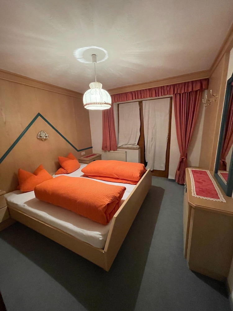 Apartment in Wald Near Hochzeiger Ski Area