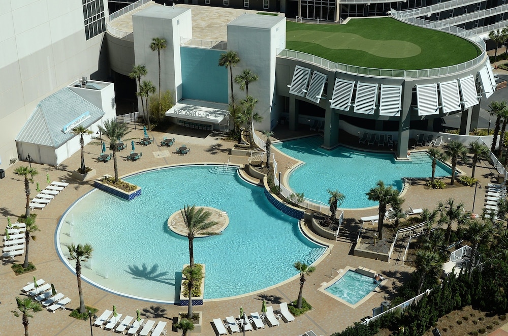 Laketown Wharf 2123 3 Bedroom Condo