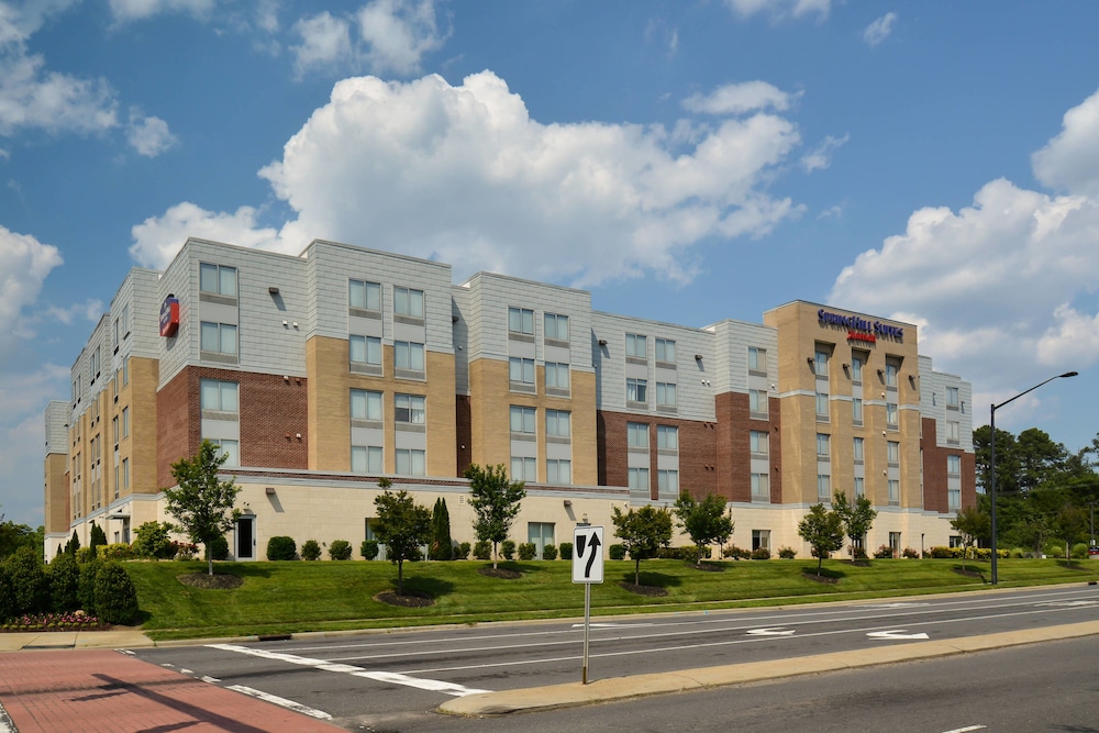 Charlotte Vacations - SpringHill Suites by Marriott Charlotte Ballantyne - Property Image 1