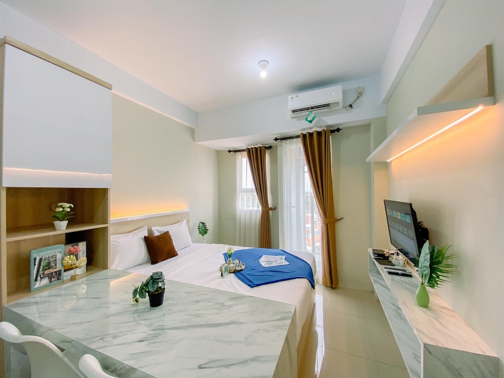 Stunning Studio Apartment at La Hub City