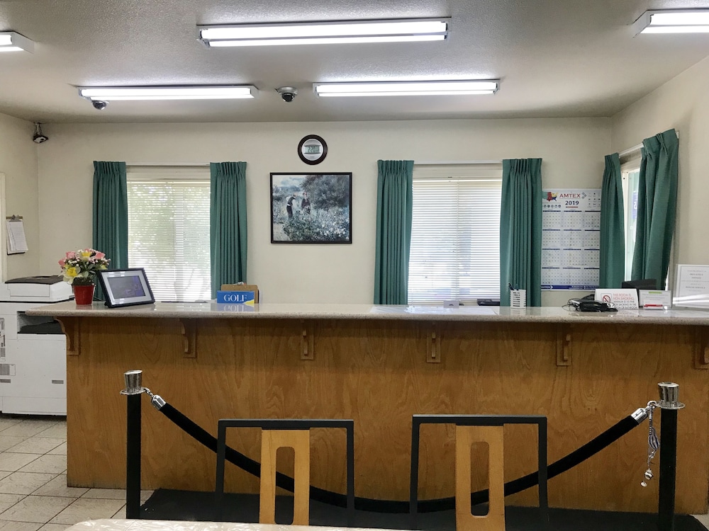 Turlock Vacations - Sunrise Inn Turlock - Property Image 24