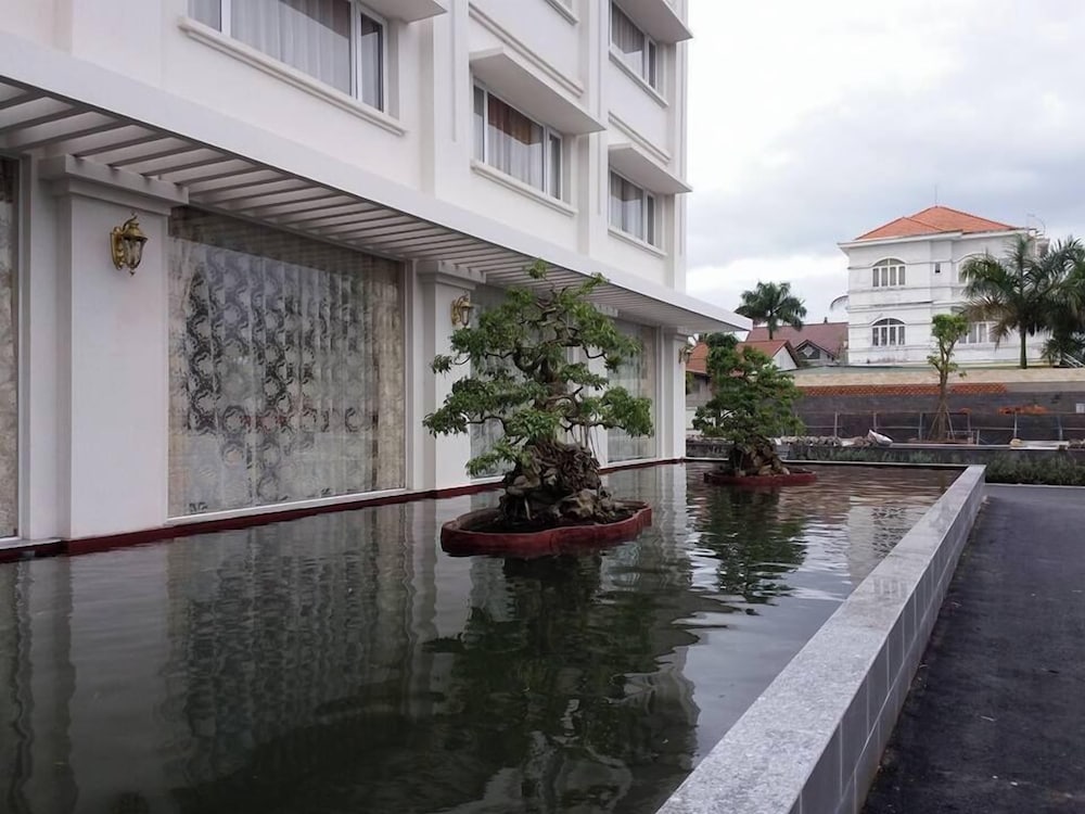 New Palace Bac Lieu Hotel