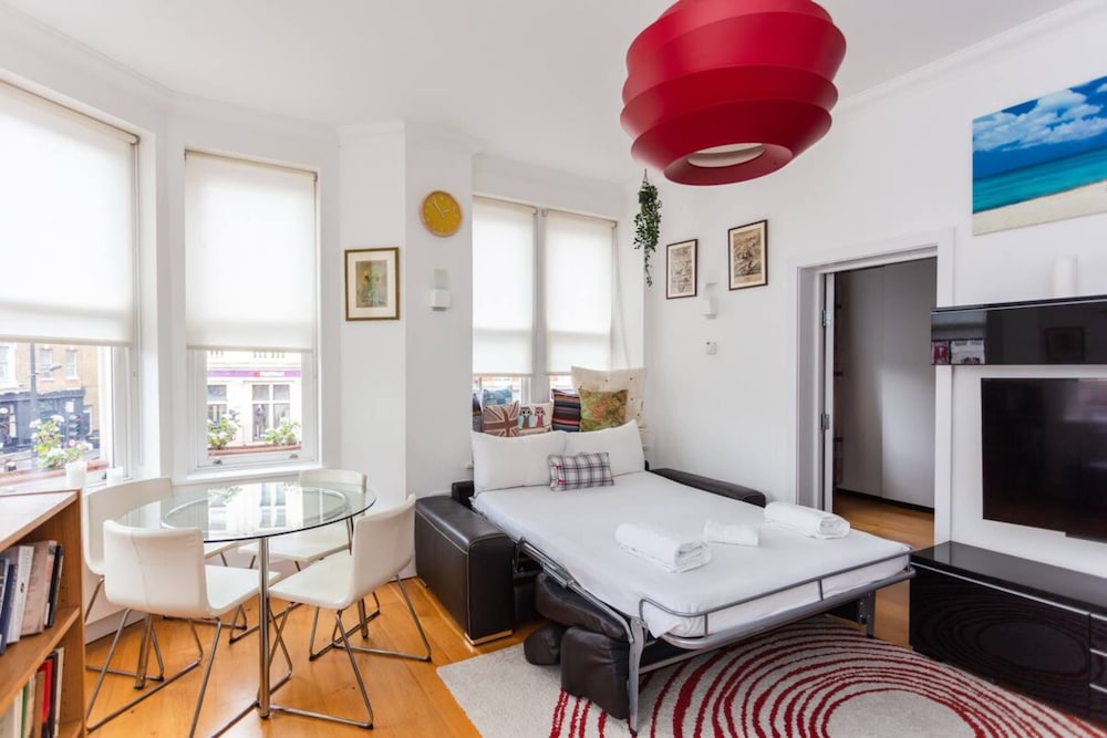 Homely 1 Bedroom Apartment in the Heart of Vibrant Camden