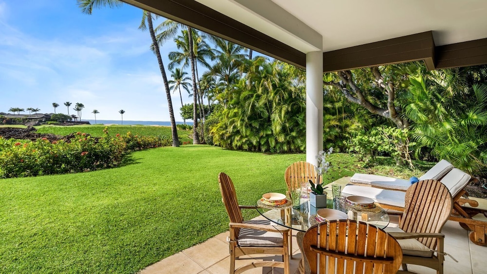 Beautifully Updated - Close to Beach & Pool - Oceanview Lanai - Vrkcv
