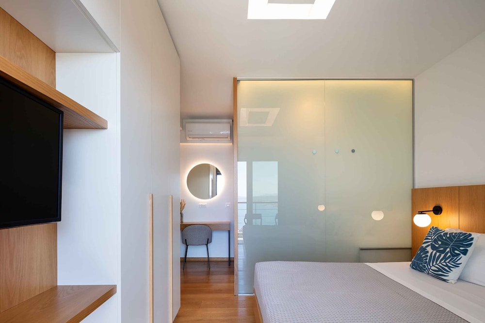 Photo 108