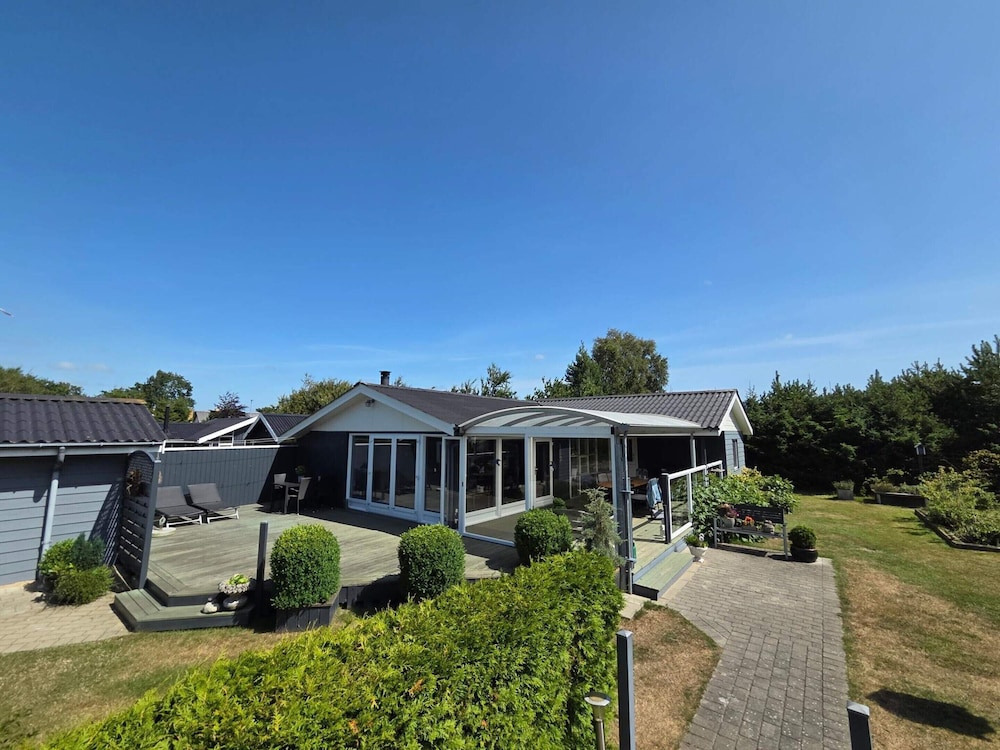 4 Star Holiday Home in Hals