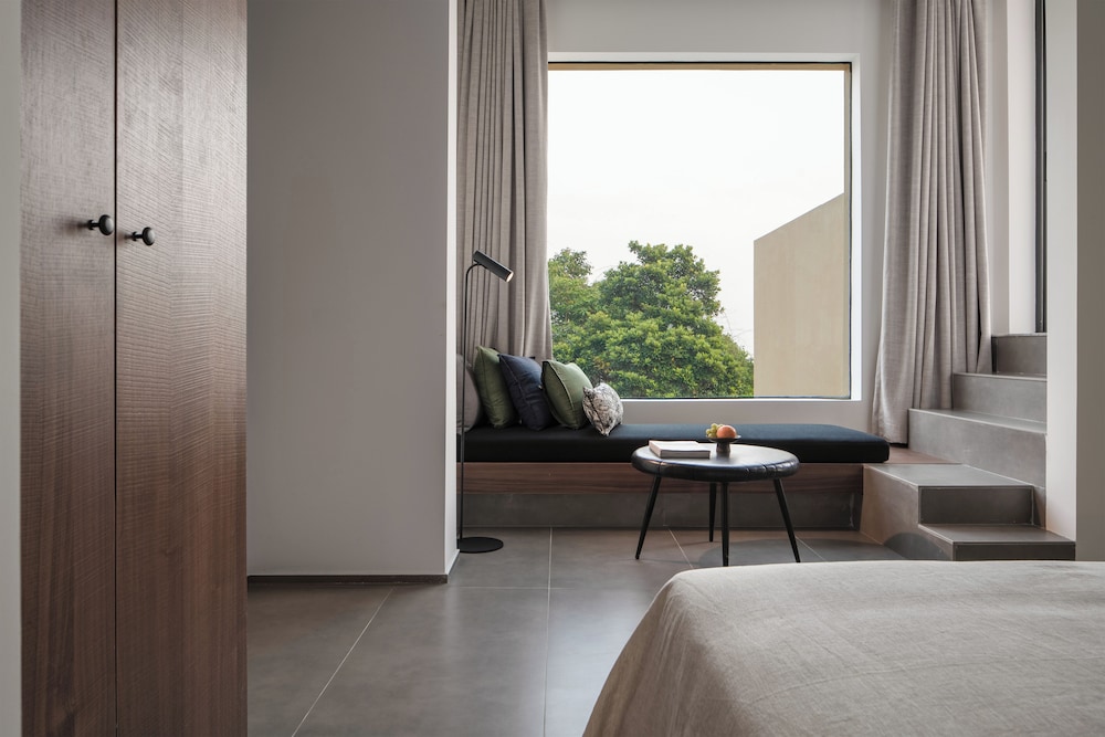 Miyue Shenzhen Tianlu Secret Wild Wizard Holiday Hotel