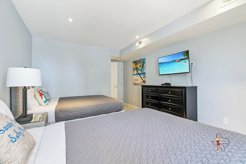 Bahia Mar Solare Resort Condos