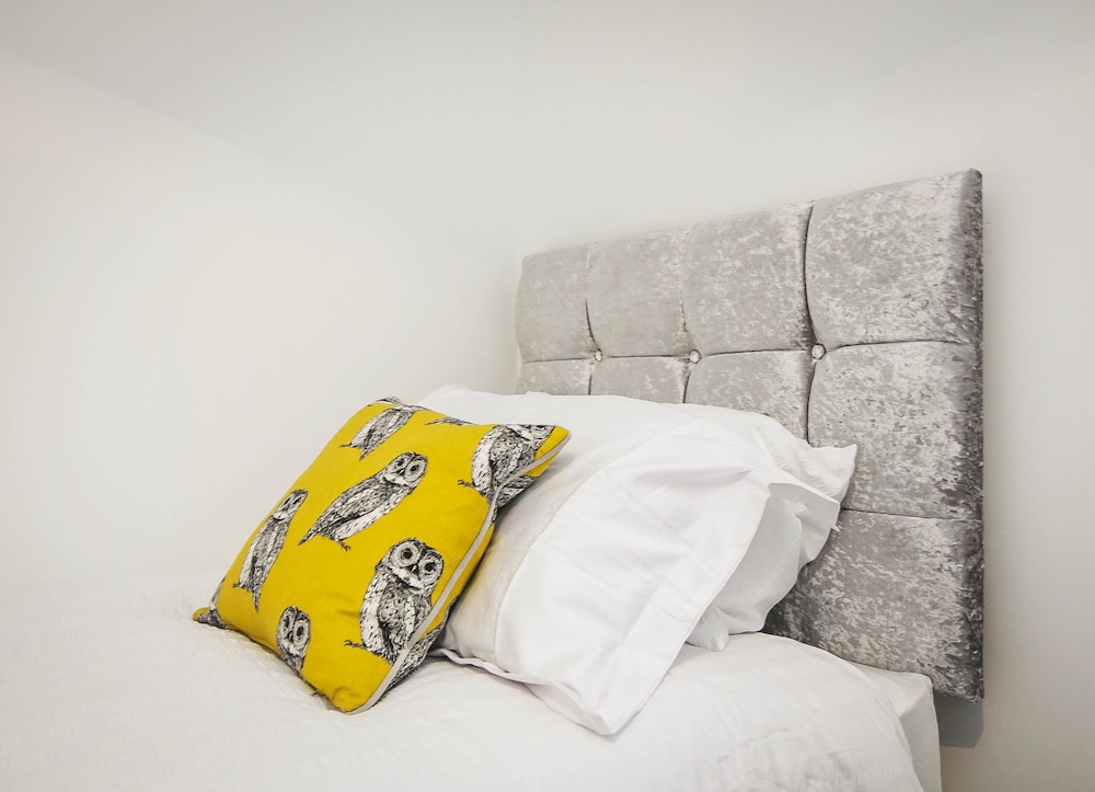 Haven Apartments at Eglantine Avenue view 3
