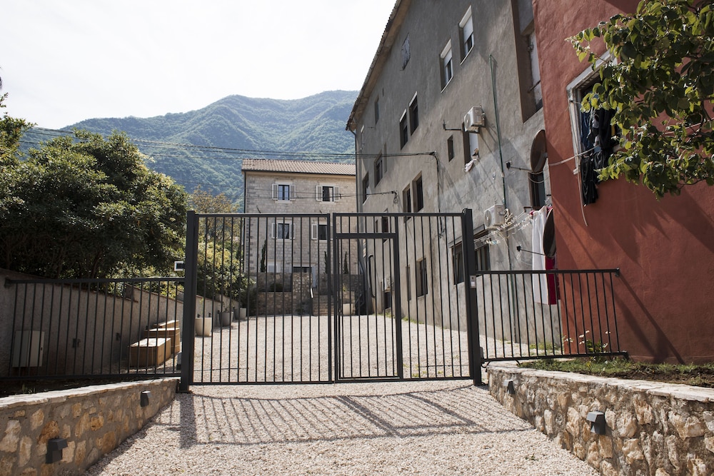 Galathea House