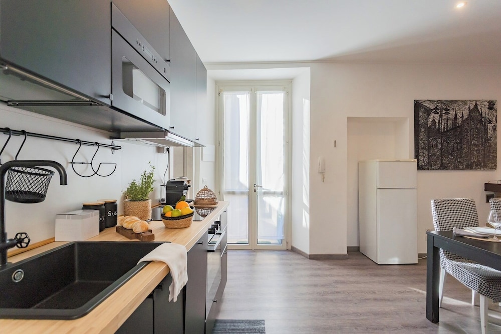 La Casa di Nino by Rent all Como