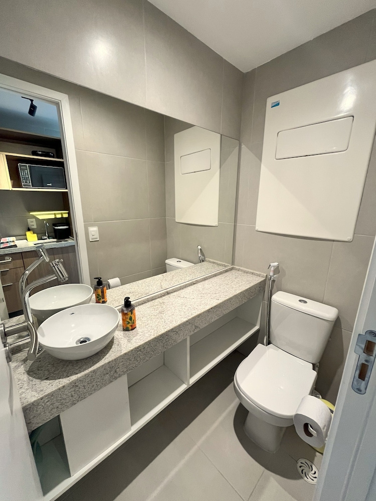 Sunny Hall Flat by EasyHome