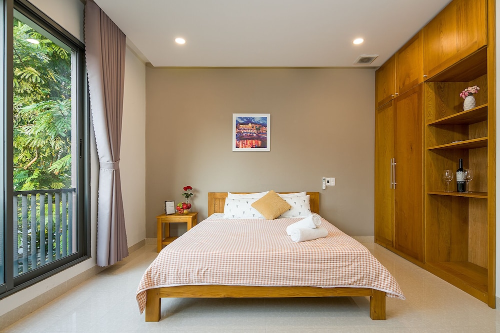 Pedersen Hostel